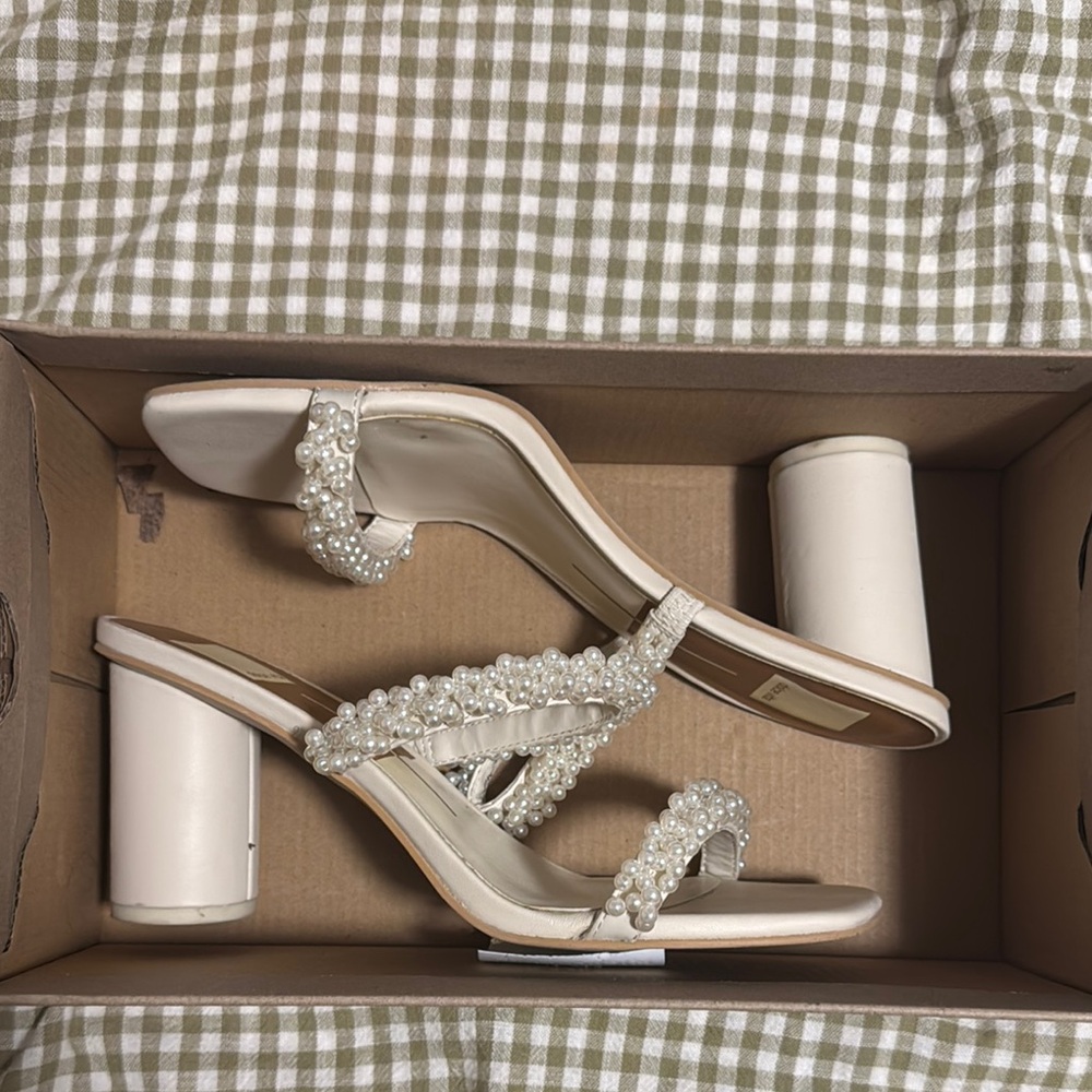 Dolce Vita “Noel” heels